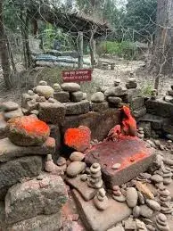 Part of the Valmiki Ashram circuit; believed to be where Sita lived in exile and where her twin sons, Luv and Kush, were born